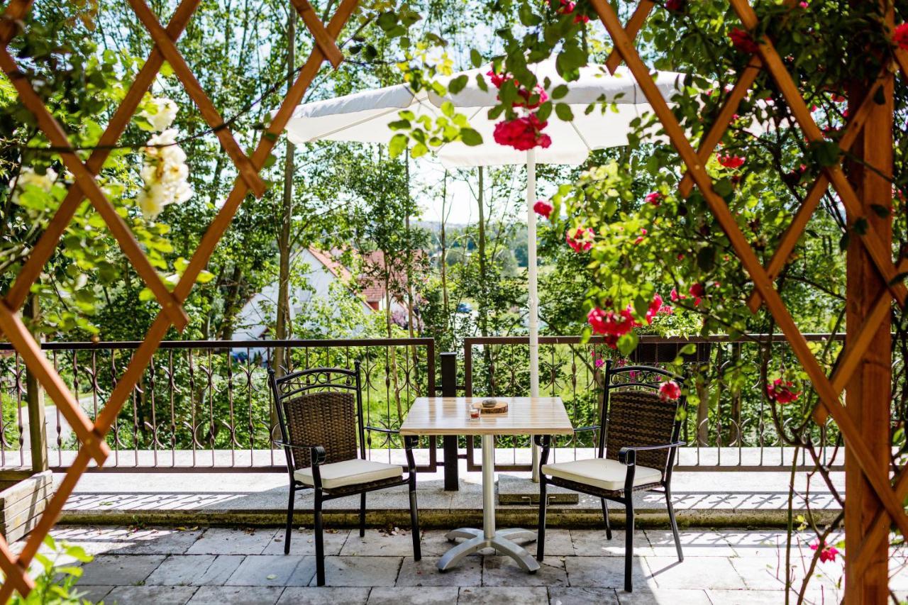 Hotel Restaurant Zwergschloesschen Gera Bagian luar foto