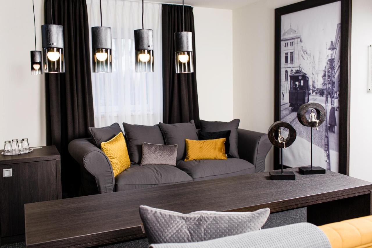 Hotel Restaurant Zwergschloesschen Gera Bagian luar foto