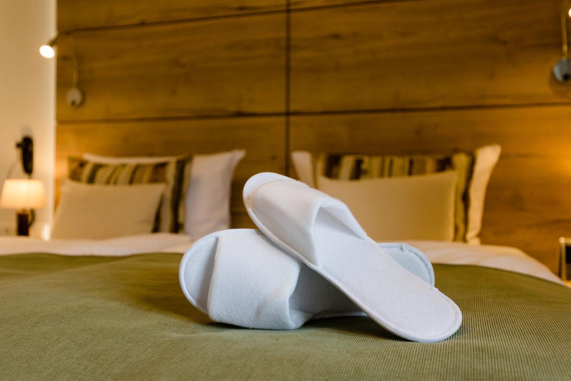 Hotel Restaurant Zwergschloesschen Gera Bagian luar foto